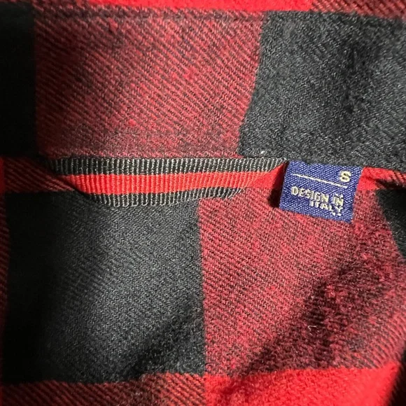 Buffalo Plaid Flannel Shirt Red Black Check Design in Italy Size Small - Picture 4 of 8